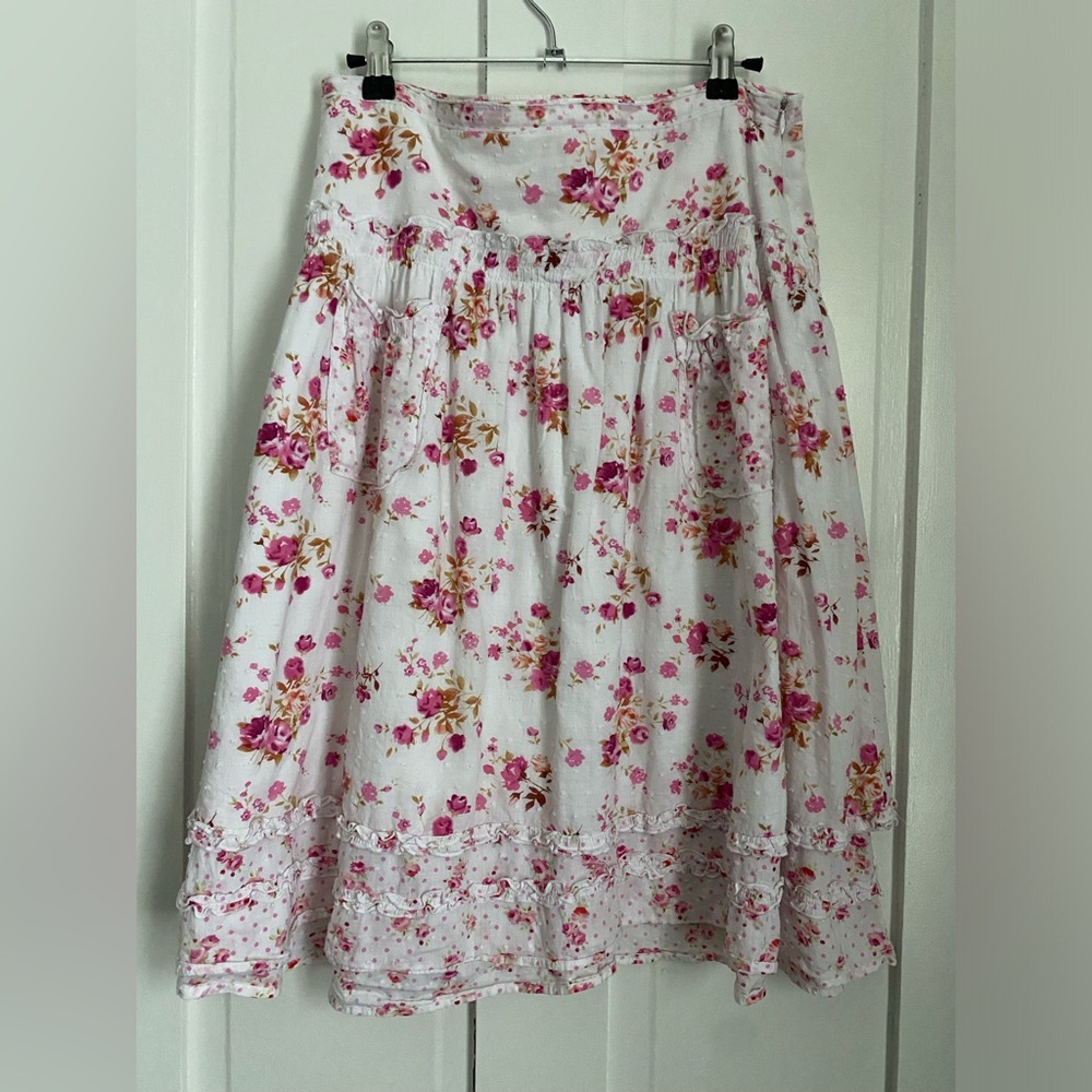 Tiered floral cotton skirt with lace trim and patch pockets tween core coquette